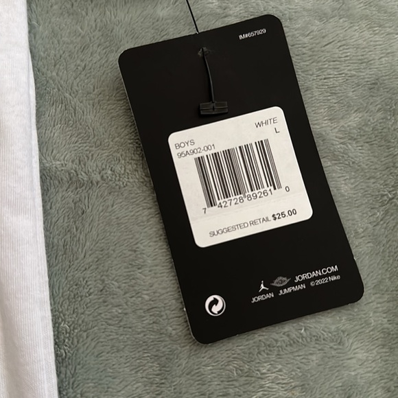 Jordan boys shirt - Picture 4 of 4